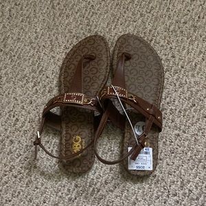 GBG Los Angeles Sandals | Gold/Brown | Wnms 9.5